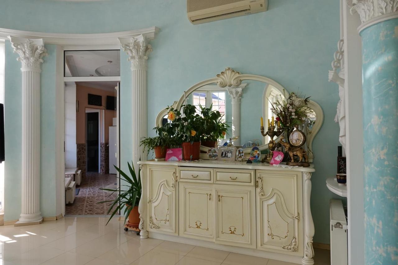White House Apartments Odesa Exterior foto