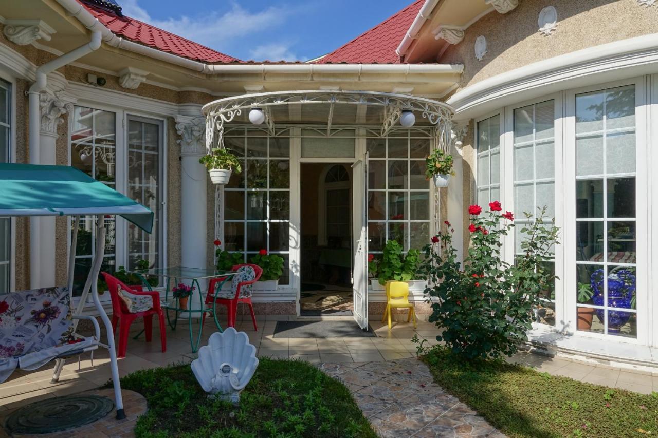 White House Apartments Odesa Exterior foto