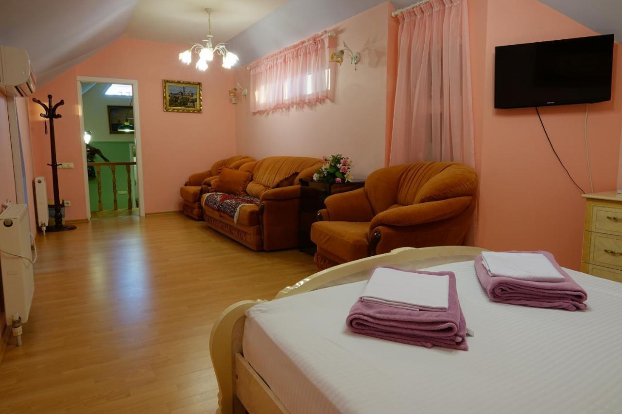 White House Apartments Odesa Exterior foto